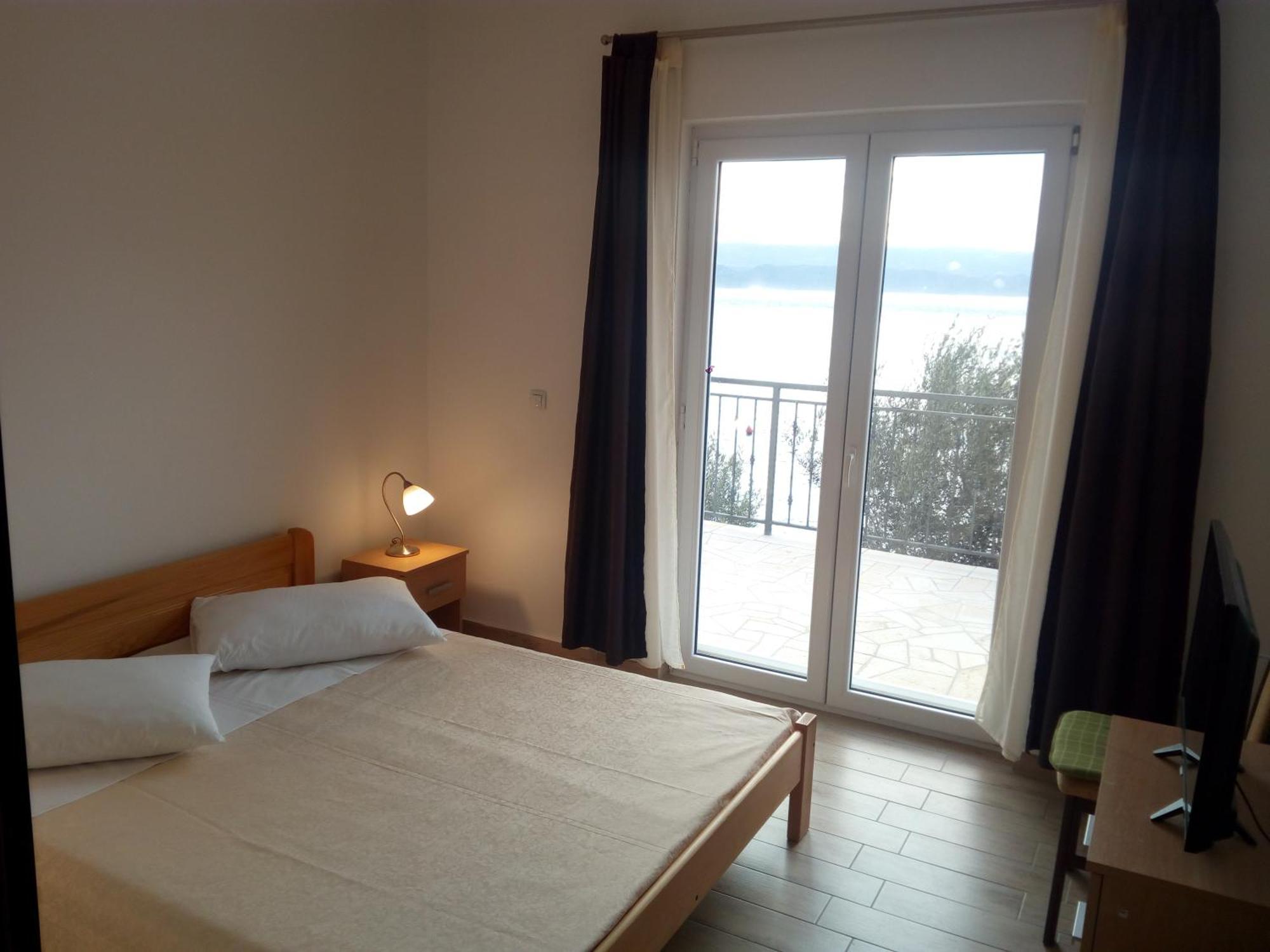 Apartment On The Beach Lokva Rogoznica Buitenkant foto